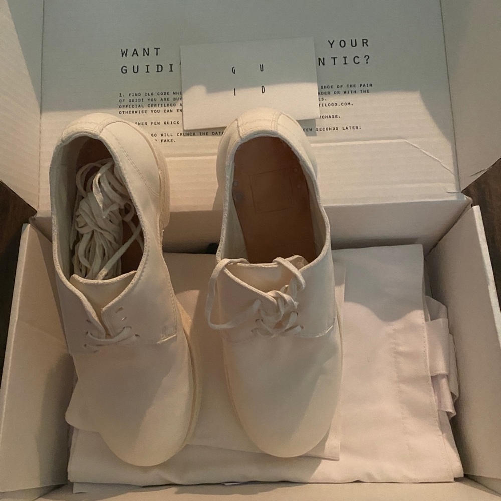 Size 9 brand new guidi 792z